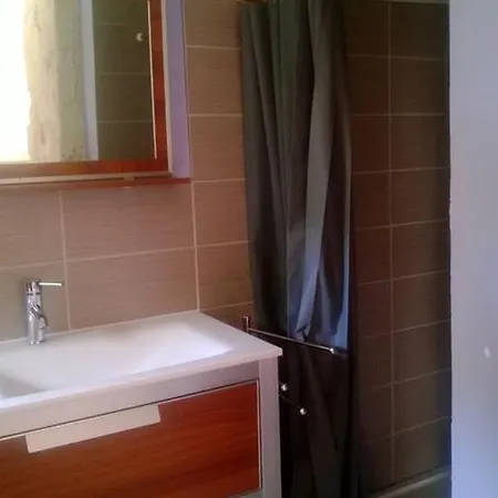 Prune D'ente - Coussoulesses Bed & Breakfast